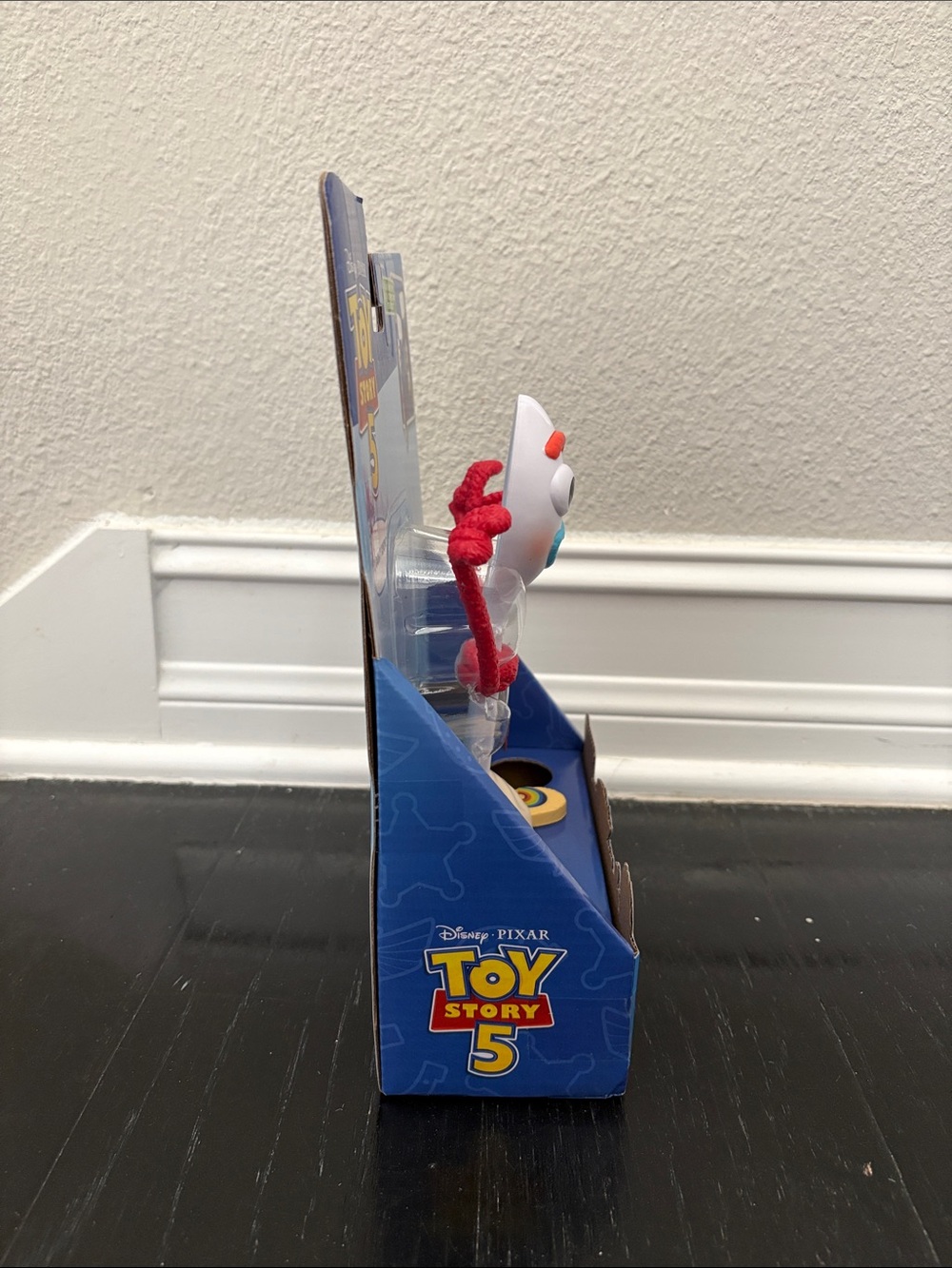 Disney and Pixar Toy Story 5 - InteractAbles Forky - Picture 4 of 11